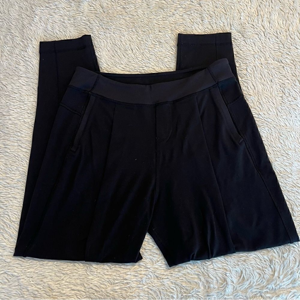 Lululemon black sweat pants  